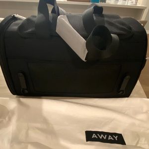 NEW NEVER USED Away Dog Carrier